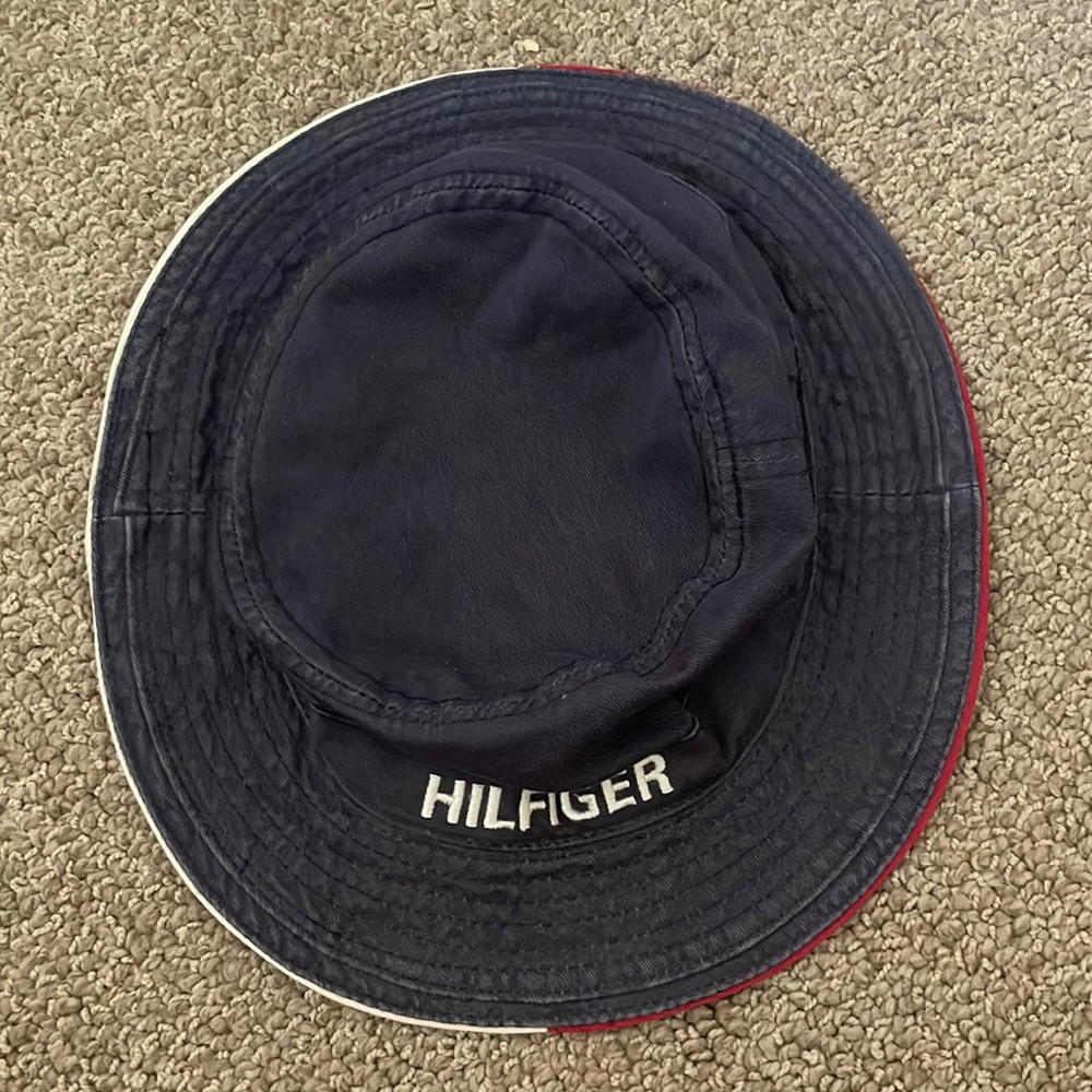 Tommy Hilfiger | bucket hat